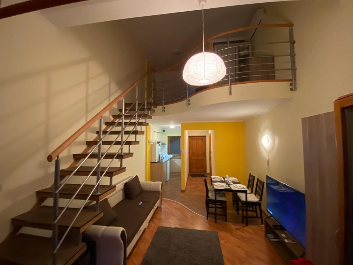 Mimi Apartman Gyula Exterior photo